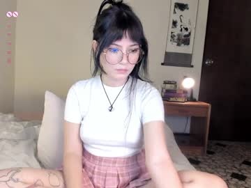 Monserrat_Gil April 07, 2026 Chaturbate stream image