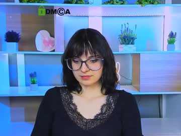 Merli_Warner April 07, 2026 Chaturbate stream image