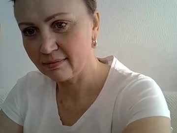 Golden_Kessie April 07, 2026 Chaturbate stream image