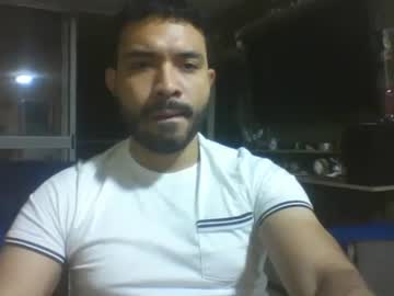 Luis_Hunk April 07, 2026 Chaturbate stream image