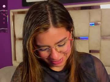 Emilyy_Cooperr April 07, 2026 Chaturbate stream image