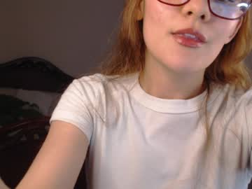 Elisabeth_Sarmiento April 07, 2026 Chaturbate stream image