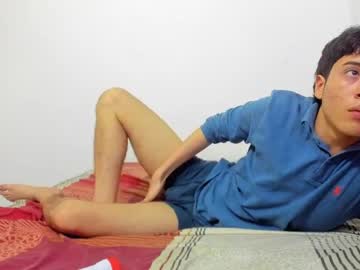 Picaszomilos350 April 08, 2026 Chaturbate stream image
