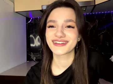 Chasitykuhnle April 08, 2026 Chaturbate stream image