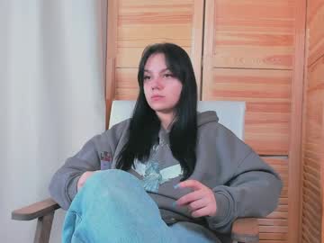 Lunnraiz April 08, 2026 Chaturbate stream image