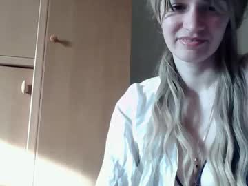 Ivetta911 April 08, 2026 Chaturbate stream image