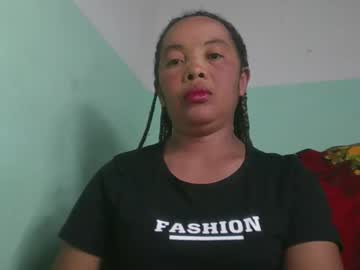 Alypierette April 08, 2026 Chaturbate stream image