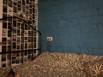 Lizzi_Lll April 08, 2026 Chaturbate stream image