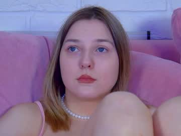 Tinaburton April 08, 2026 Chaturbate stream image