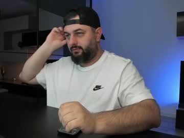 Dravenpeak April 08, 2026 Chaturbate stream image
