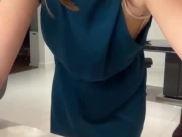 Riana894237 April 08, 2026 Chaturbate stream image
