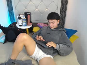 Samu_Foxxx April 08, 2026 Chaturbate stream image