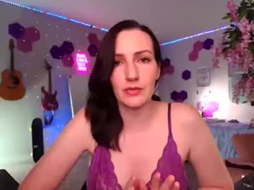 Meredithbae April 09, 2026 Chaturbate stream image