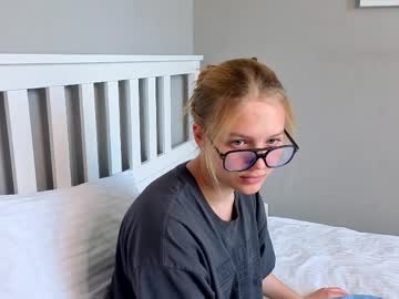 Lil_Tasty33 April 09, 2026 Chaturbate stream image