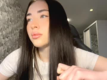 Emmalinefairclough April 09, 2026 Chaturbate stream image
