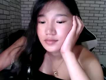Hoelykalea April 09, 2026 Chaturbate stream image