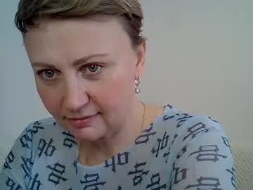 Golden_Kessie April 09, 2026 Chaturbate stream image