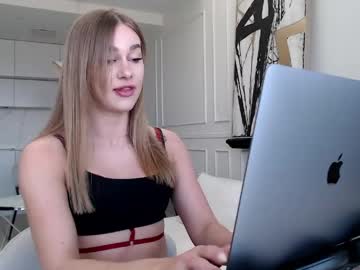 Mistressuniverse April 09, 2026 Chaturbate stream image