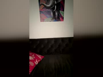 Qweenarianna April 09, 2026 Chaturbate stream image