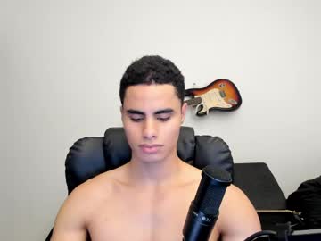 Zenhzu April 09, 2026 Chaturbate stream image