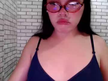 Hoelymelissaa April 10, 2026 Chaturbate stream image