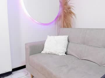 Maggiie_B April 10, 2026 Chaturbate stream image