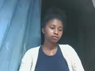 Mamieriela April 10, 2026 Chaturbate stream image