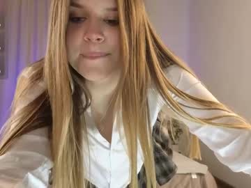 Vikkylu April 11, 2026 Chaturbate stream image