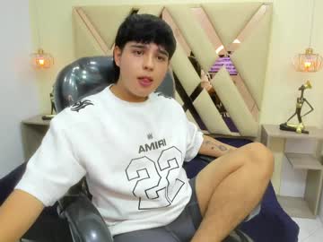 Andrewsmile_ April 11, 2026 Chaturbate stream image