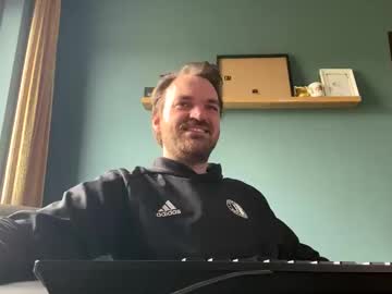 Stonednboner April 11, 2026 Chaturbate stream image