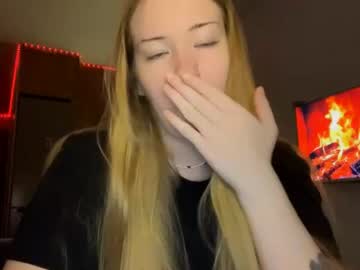 Teneshaalthiser April 11, 2026 Chaturbate stream image
