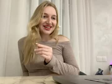 Silkyvera April 11, 2026 Chaturbate stream image