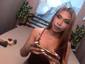 Yvonnellvs April 11, 2026 Chaturbate stream image