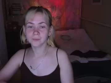 Melania____ April 12, 2026 Chaturbate stream image