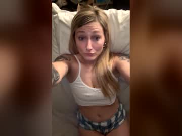 Queenbish90 April 12, 2026 Chaturbate stream image