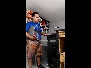Hornydaddybearbrazil stream photo from April 12, 2026