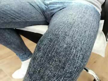 Pampersandspanking April 12, 2026 Chaturbate stream image