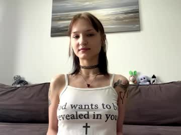 Gussiepapagni April 12, 2026 Chaturbate stream image