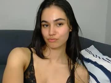 Elarahayes April 12, 2026 Chaturbate stream image