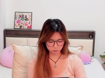 Charlottelin April 12, 2026 Chaturbate stream image