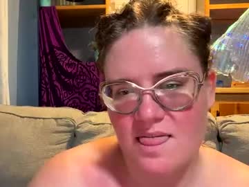 Harlequincurve April 13, 2026 Chaturbate stream image