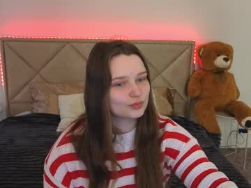 Magicpeachhs April 13, 2026 Chaturbate stream image