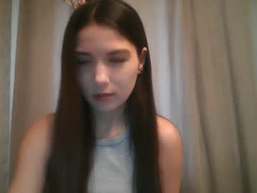 Krissti22 April 13, 2026 Chaturbate stream image