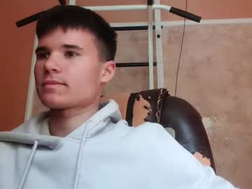 Arvyn_ April 14, 2026 Chaturbate stream image