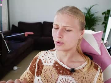 Crystal_Blond April 14, 2026 Chaturbate stream image