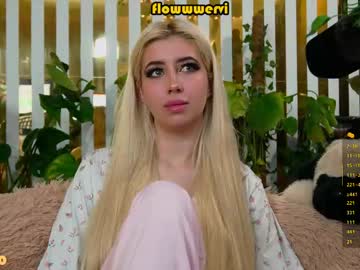 Violetttttacb April 14, 2026 Chaturbate stream image