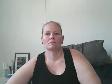 Xbeautifulxliex April 14, 2026 Chaturbate stream image