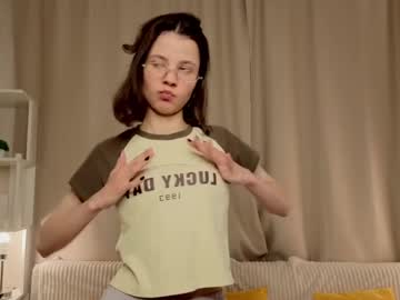 Serinazele April 14, 2026 Chaturbate stream image