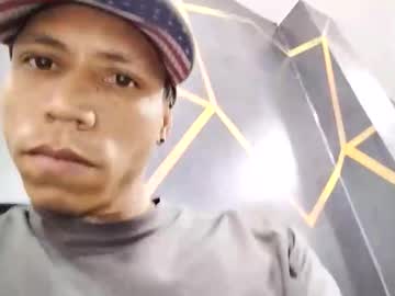 Elloboperr0_18 April 14, 2026 Chaturbate stream image