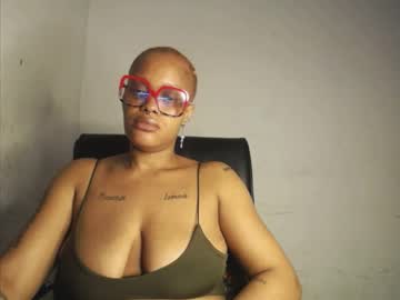 Horny_Ebonygirl_ April 15, 2026 Chaturbate stream image